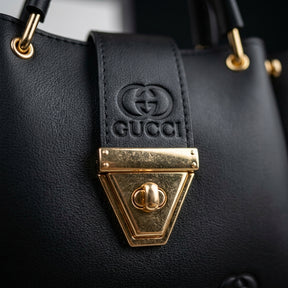 The "Onyx" 2-in-1 Embossed Handbag Set